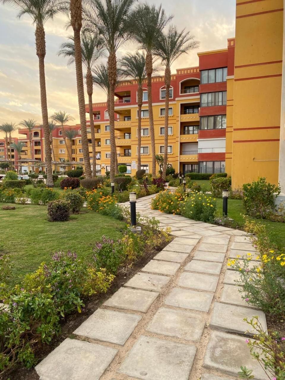 הורגהדה Esplanada Hotel Apartments מראה חיצוני תמונה