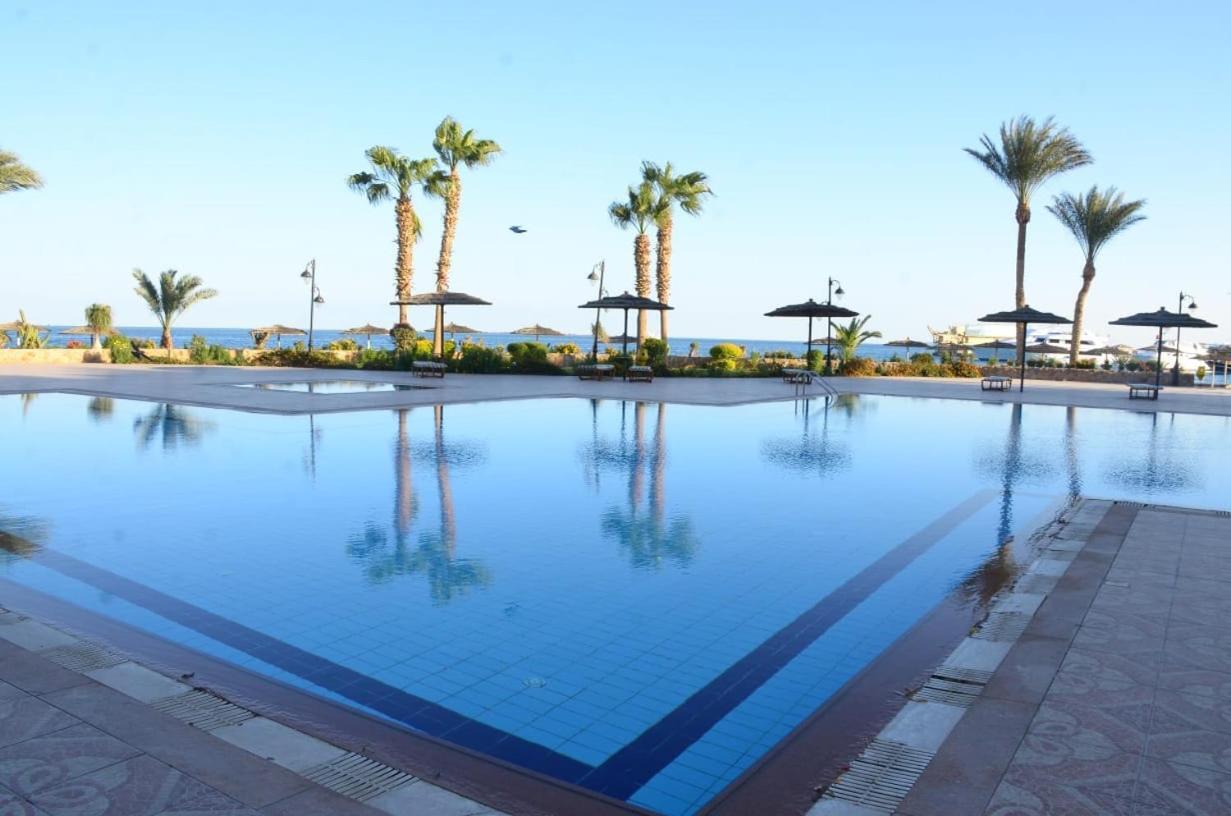 הורגהדה Esplanada Hotel Apartments מראה חיצוני תמונה